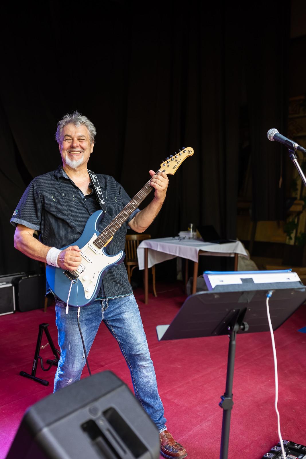 Miroslav Břenek